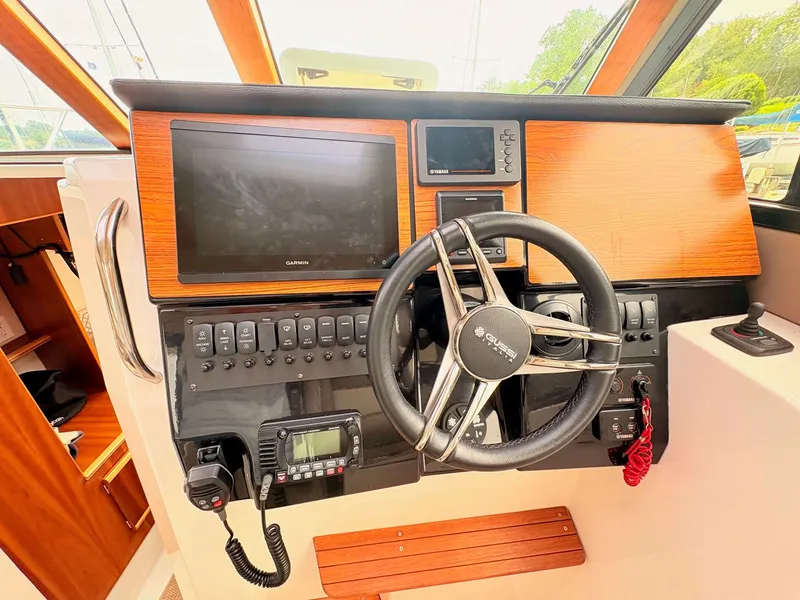 Slide: The Image of Cutwater 288 Coupe 2022 - 22