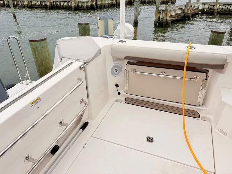 Slide: The Image of Cutwater 288 Coupe 2022 - 4