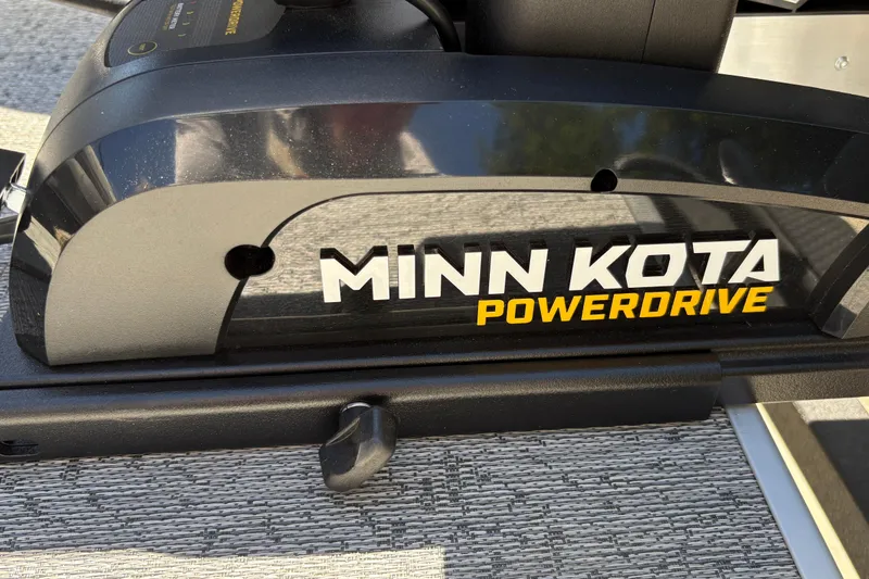 Slide: The Image of Minn Kota PowerDrive motor on 2026 Sun Tracker Bass Buggy 18 DLX boat. - 21