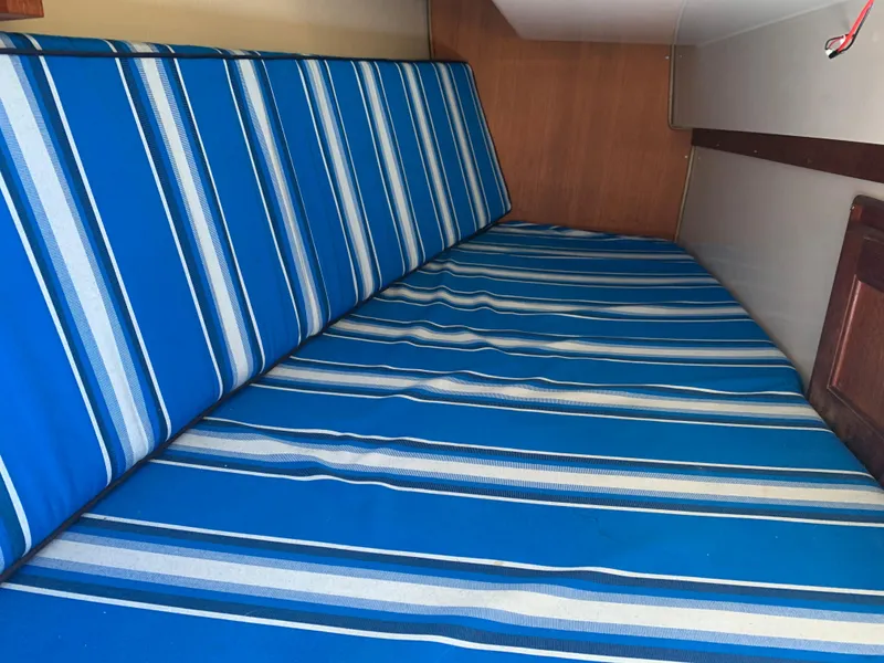 Slide: The Image of Quarter Berth - 18