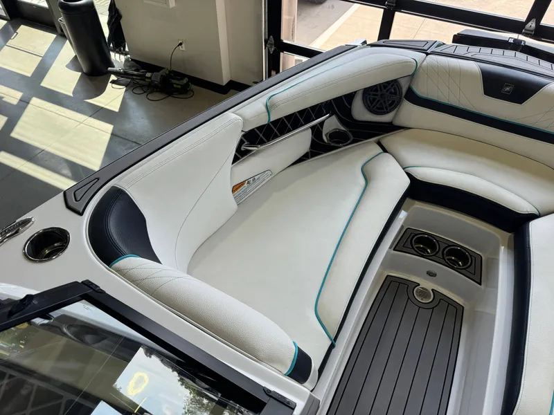 Slide: The Image of Interior of 2020 Nautique Super Air Nautique GS24 boat. - 19