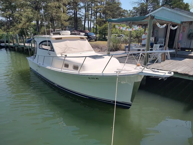 Slide: The Image of Mainship Pilot 30-II Sedan 2005 - 7