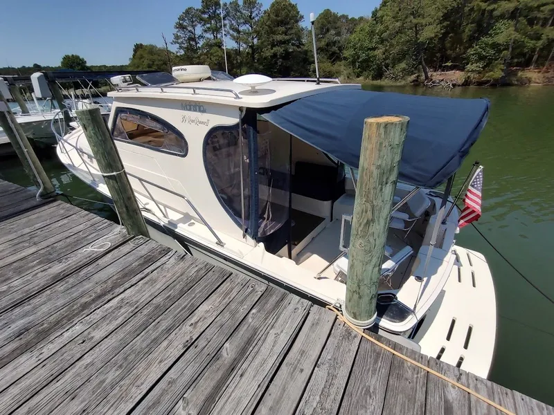 Slide: The Image of Mainship Pilot 30-II Sedan 2005 - 9