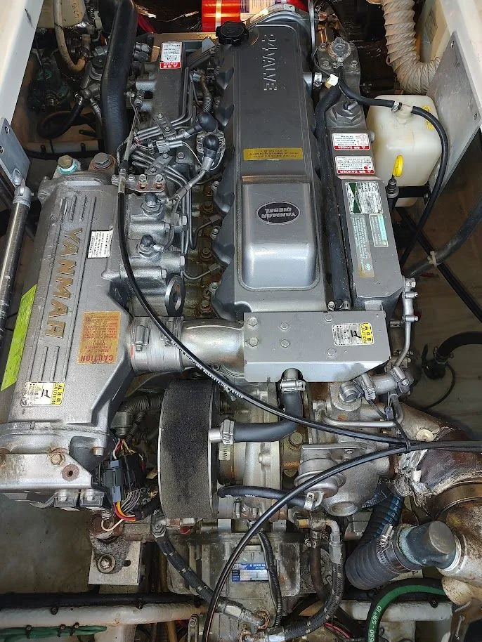 Slide: The Image of Mainship Pilot 30-II Sedan 2005 - 94