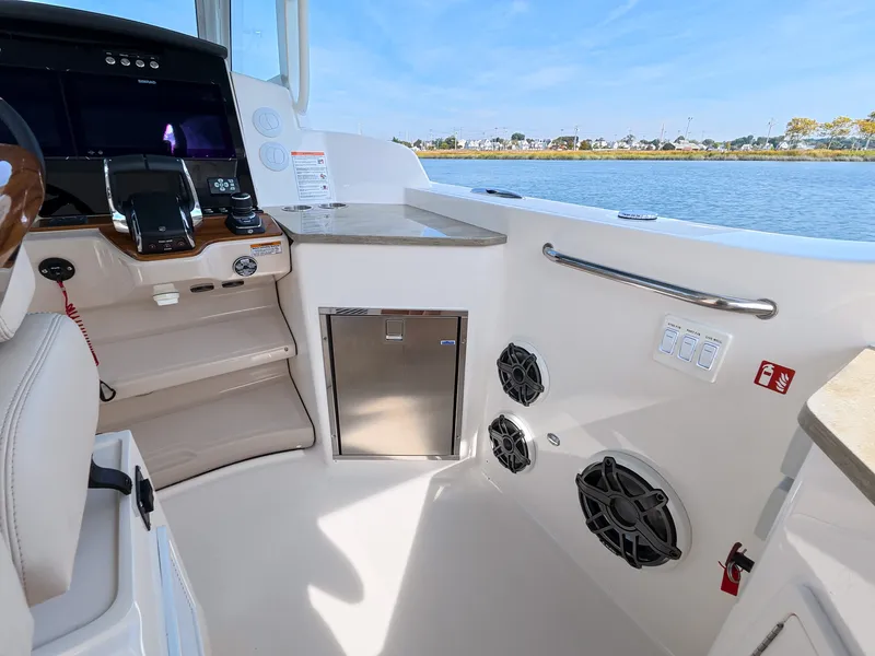 Slide: The Image of Boston Whaler 350 Realm 2027 - 23