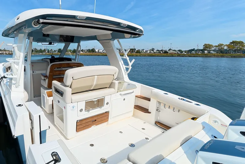 Slide: The Image of Boston Whaler 350 Realm 2027 - 8
