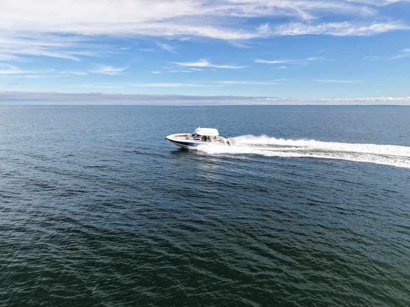 Slide: The Image of Boston Whaler 350 Realm 2027 - 3