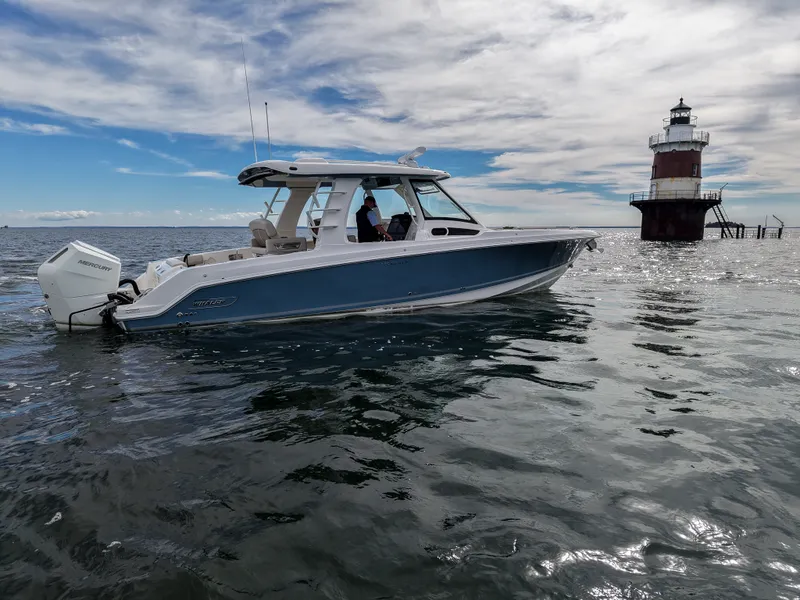 Slide: The Image of Boston Whaler 350 Realm 2027 - 35