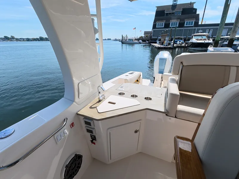Slide: The Image of Boston Whaler 350 Realm 2027 - 19