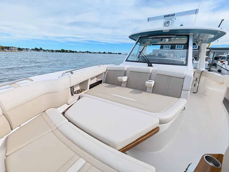 Slide: The Image of Boston Whaler 350 Realm 2027 - 29