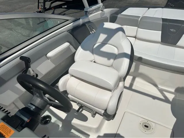 Slide: The Image of Chaparral 23 H2O Sport OB 2019 - 8
