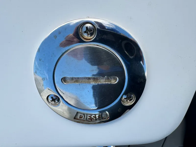 Slide: The Image of Boston Whaler 315 CONQUEST 2018 - 16