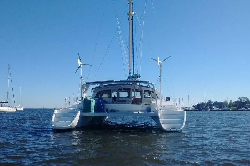 Slide: The Image of Custom Leopard Morrelli & Melvin 46 catamaran, 2003 model, sailing on a sunny day. - 4