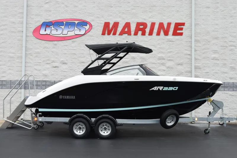 The Image of 2026 Yamaha Boats AR220 on trailer at GSPS Marine dealership. - 1