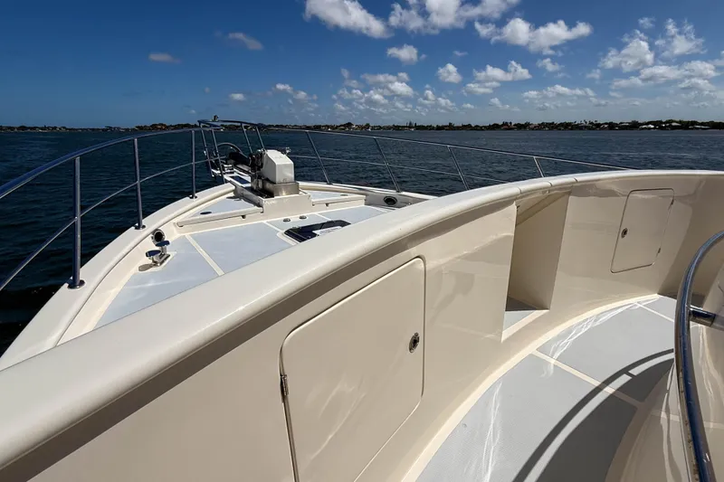 Slide: The Image of 2018 Marlow 53E yacht deck with ocean view under blue sky. - 36