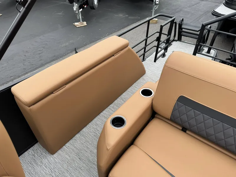 Slide: The Image of Interior of a 2026 Starcraft SLS-5 Q DH with beige seating. - 19