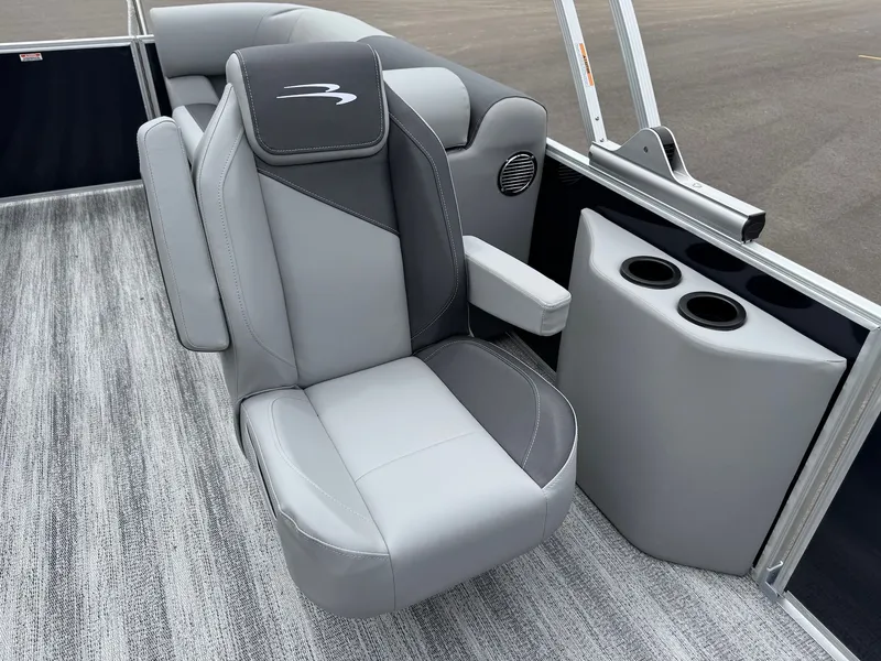 Slide: The Image of Luxurious seating in Bennington 22SSR pontoon boat, model year 2026. - 33