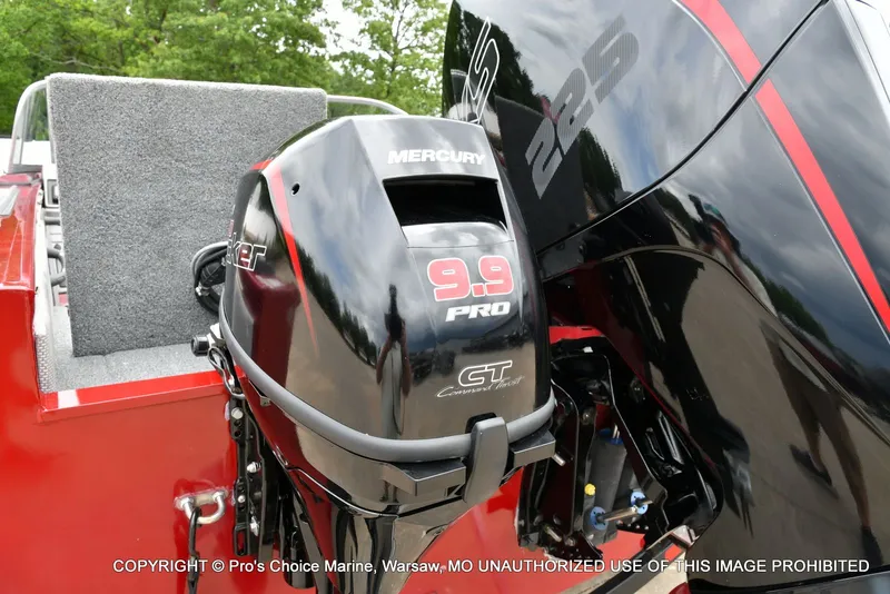 Slide: The Image of Ranger VX1888 WT boat with Mercury 9.9 Pro outboard motor, year 2021. - 21