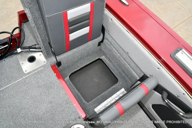 Slide: The Image of Ranger VX1888 WT w/225 Pro-XS & 9.9 Kicker 2021 - 67