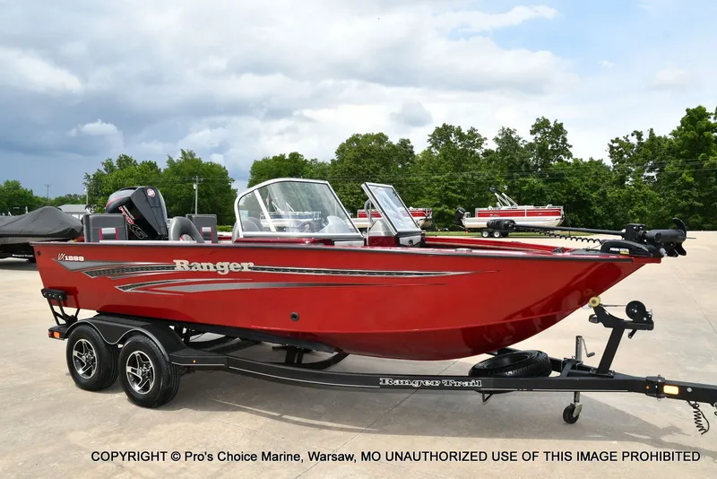 Slide: The Image of Ranger VX1888 WT w/225 Pro-XS & 9.9 Kicker 2021 - 76