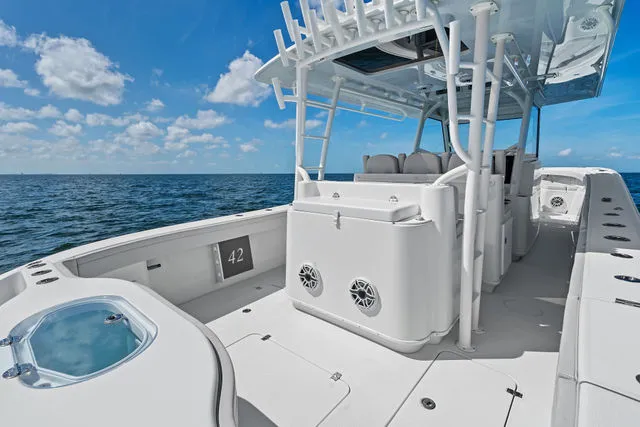 Slide: The Image of Yellowfin 42 Offshore 2024 - 67