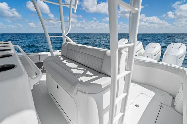Slide: The Image of Yellowfin 42 Offshore 2024 - 73