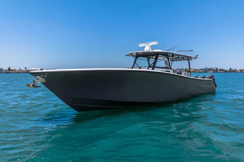Slide: The Image of Yellowfin 42 Offshore 2024 - 9