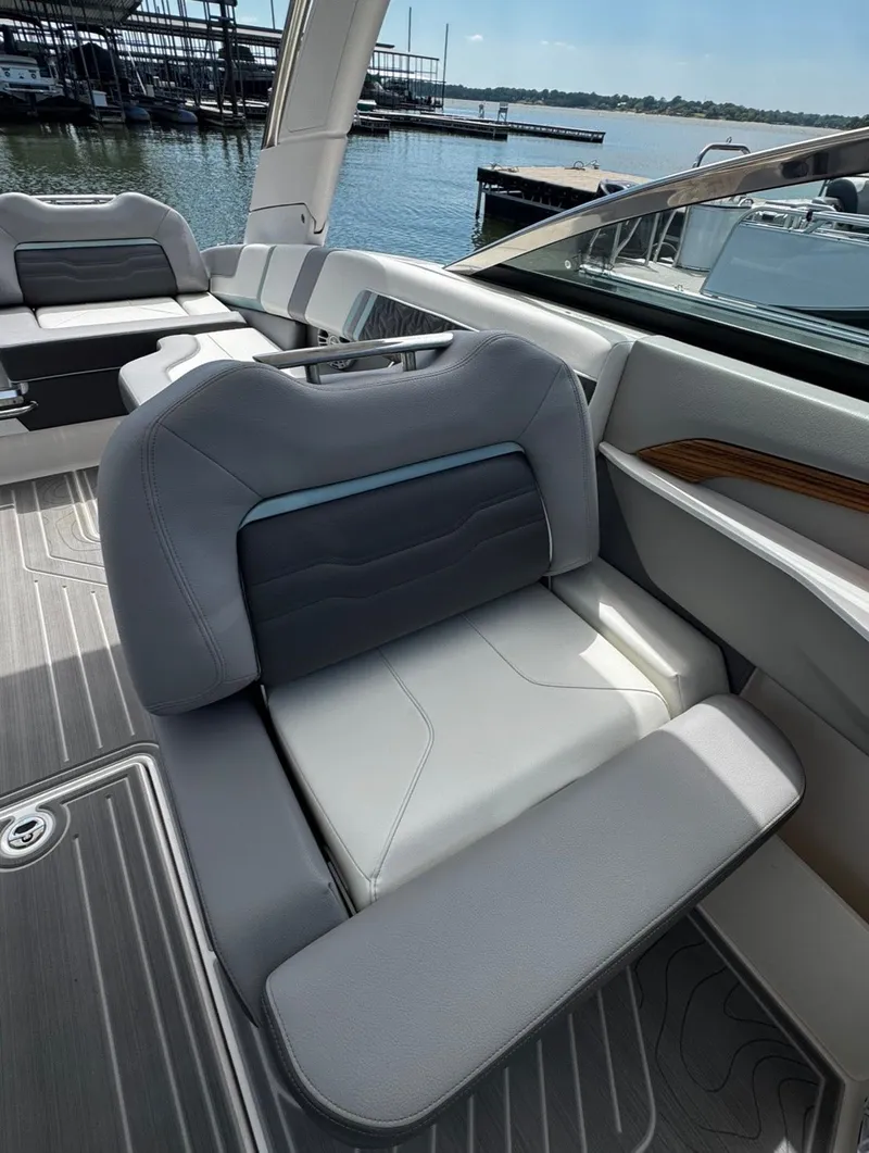 Slide: The Image of Regal LS9 Ultimate 2022 - 10
