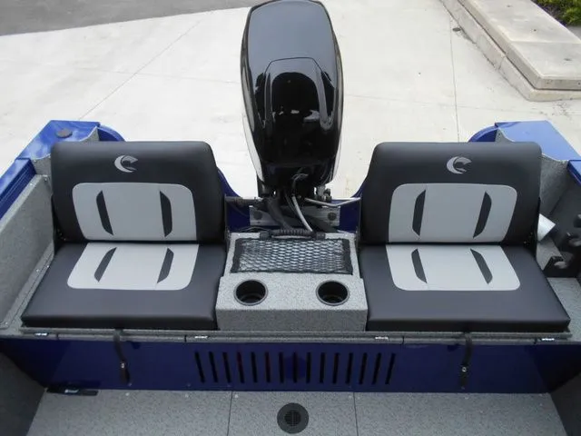 Slide: The Image of Crestliner 1650 Kodiak Walkthrough 2025 - 17