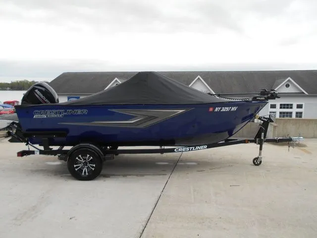 Slide: The Image of Crestliner 1650 Kodiak Walkthrough 2025 - 4
