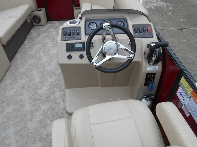 Slide: The Image of Crest Classic LX 220 L 2022 - 13