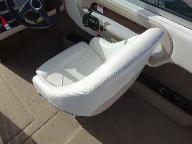 Slide: The Image of MasterCraft MariStar 210 VRS 2000 - 16
