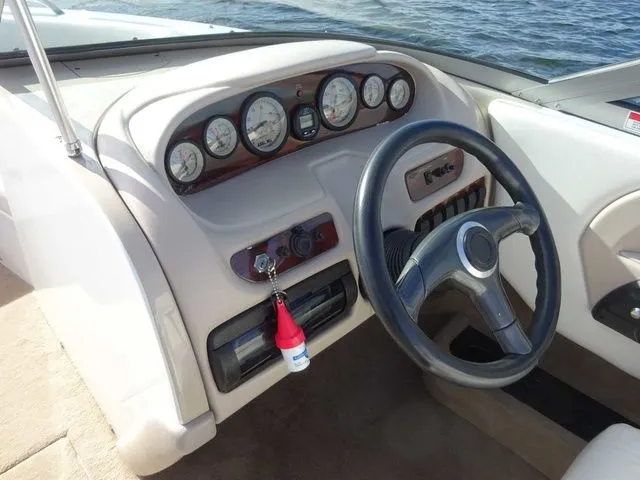 Slide: The Image of MasterCraft MariStar 210 VRS 2000 - 32