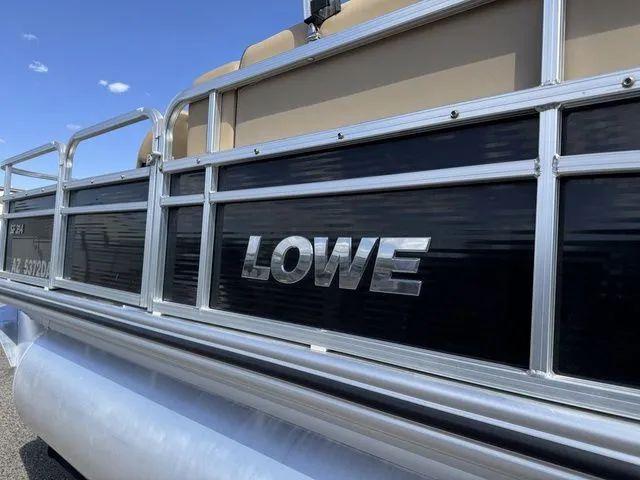 Slide: The Image of Lowe SF 214 Sport Fish 2017 - 56