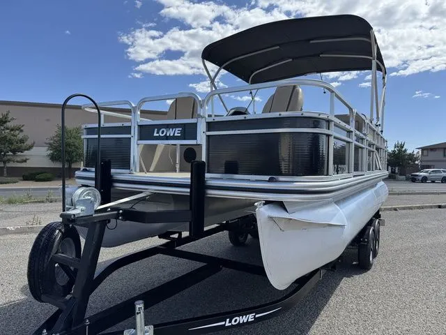 Slide: The Image of Lowe SF 214 Sport Fish 2017 - 60