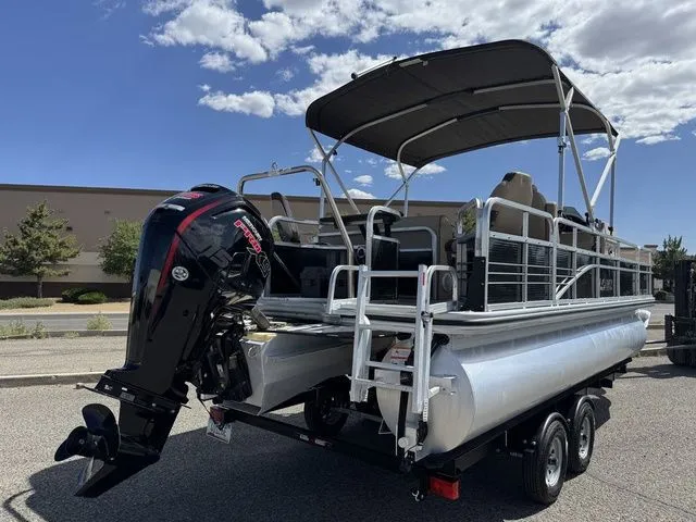 Slide: The Image of Lowe SF 214 Sport Fish 2017 - 7