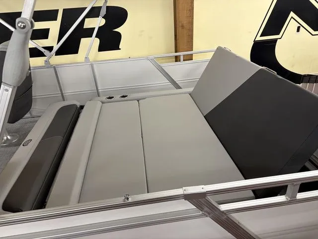 Slide: The Image of Sun Tracker PB 22RF 2026 - 21