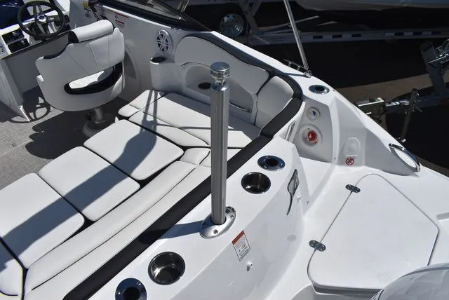Slide: The Image of Stingray 211 DC 2026 - 27
