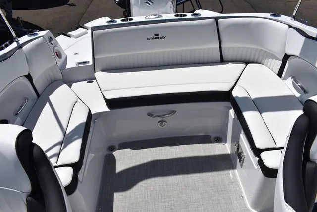 Slide: The Image of Stingray 211 DC 2026 - 36