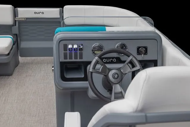Slide: The Image of Tahoe Aura 2385 Quad Lounger 2025 - 8