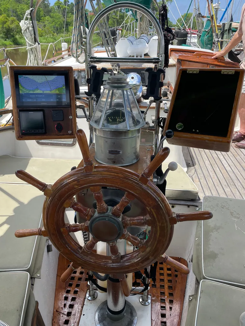 Slide: The Image of Steering wheel of Formosa Spindrift 43 yacht, 1983 model. - 14