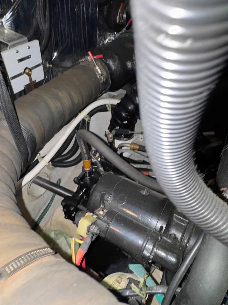 Slide: The Image of Carver Yachts 406 Aft Cabin Motor Yacht 1999 - 63