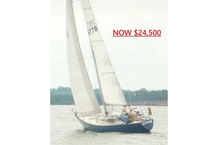 The Image of 1975 Carter 3/4 Ton sailboat on water, priced at $24,500. - 0