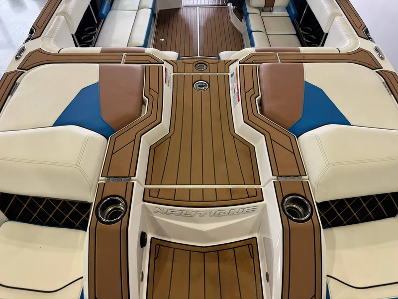 Slide: The Image of Interior of a 2019 Nautique Super Air Nautique GS22 boat. - 10