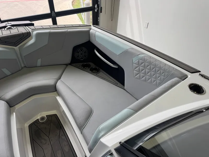 Slide: The Image of Interior of 2023 Nautique Super Air Nautique GS22 boat. - 18