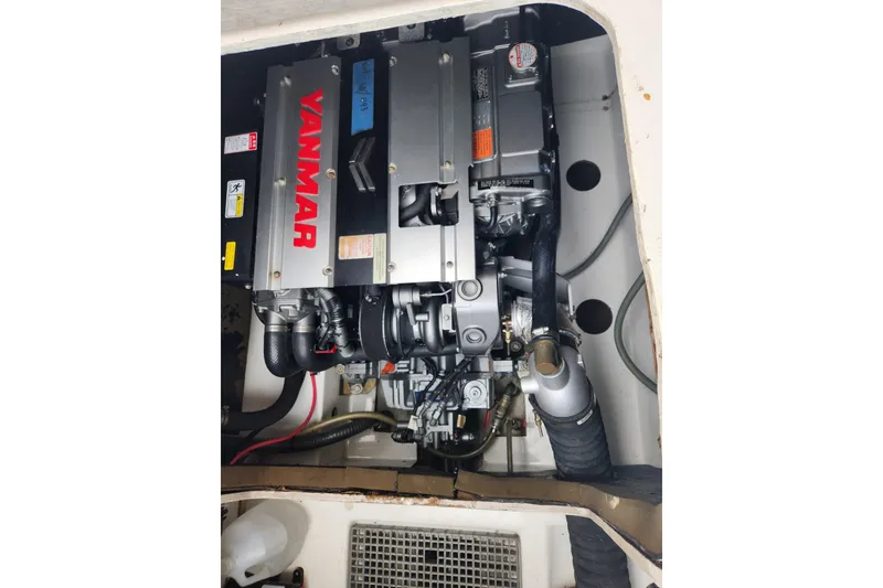 Slide: The Image of Engine compartment of a 2013 Fountaine Pujut Summerland 40 with Yanmar engine. - 37