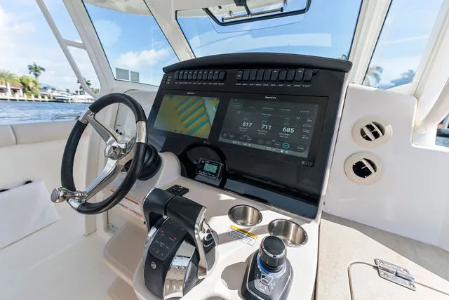 Slide: The Image of Boston Whaler 420 Outrage 2019 - 133
