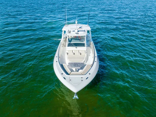 Slide: The Image of Boston Whaler 420 Outrage 2019 - 151