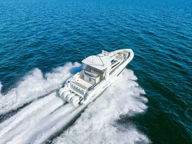 Slide: The Image of Boston Whaler 420 Outrage 2019 - 157