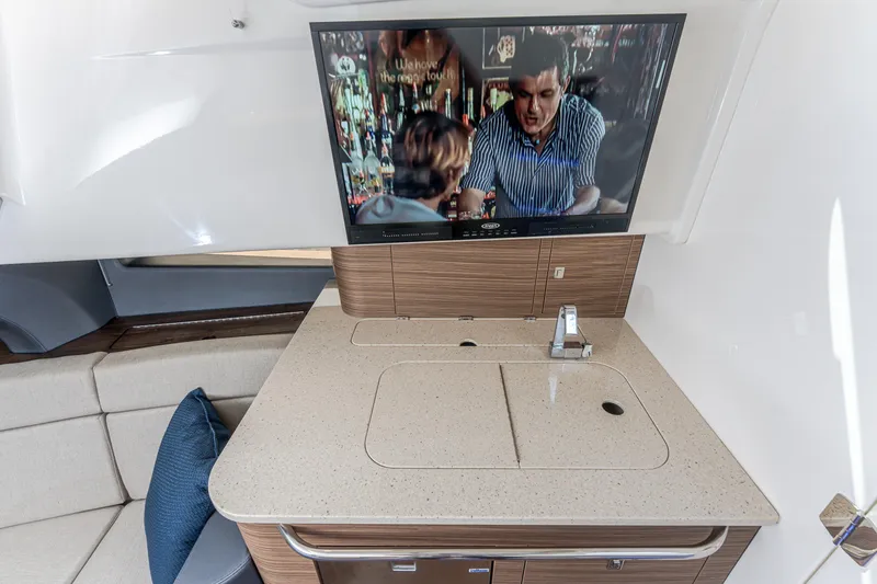 Slide: The Image of Boston Whaler 420 Outrage 2019 - 57